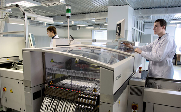 SMT生產(chǎn)線 SMT生產(chǎn)線