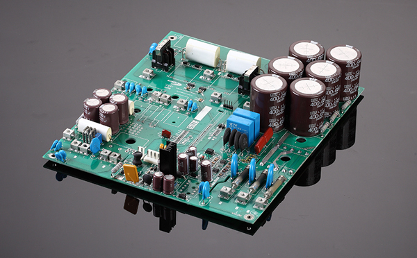 1573714514682646.jpg PCB布局混亂.jpg