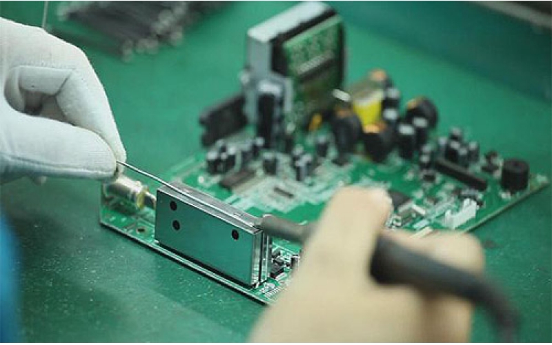 生產(chǎn)作業(yè)環(huán)境的露點對電路板焊接有什么影響？