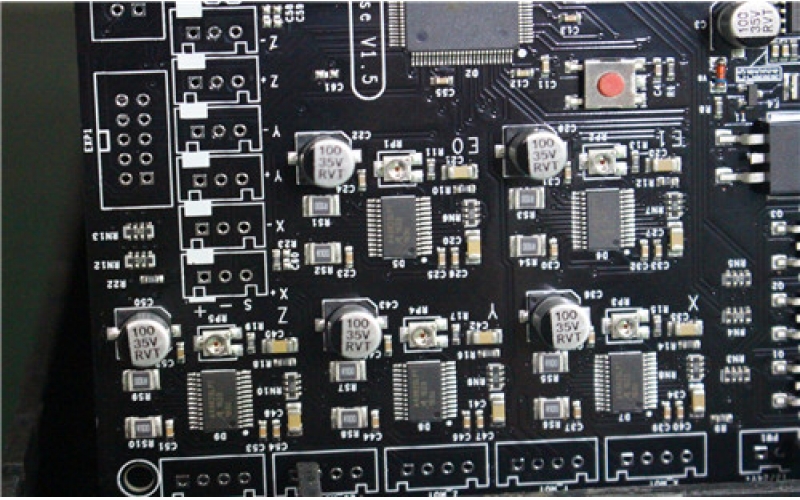 半導體、汽車零組件 后市看俏