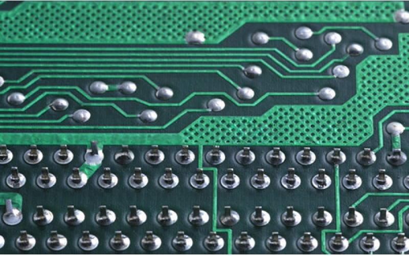 維修電路板的現(xiàn)實(shí)難題