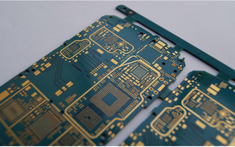 一塊合格的PCB應該滿足什么樣的條件