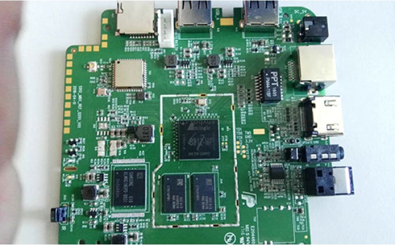 PCBA板過波峰焊時空焊是什么原因造成的？