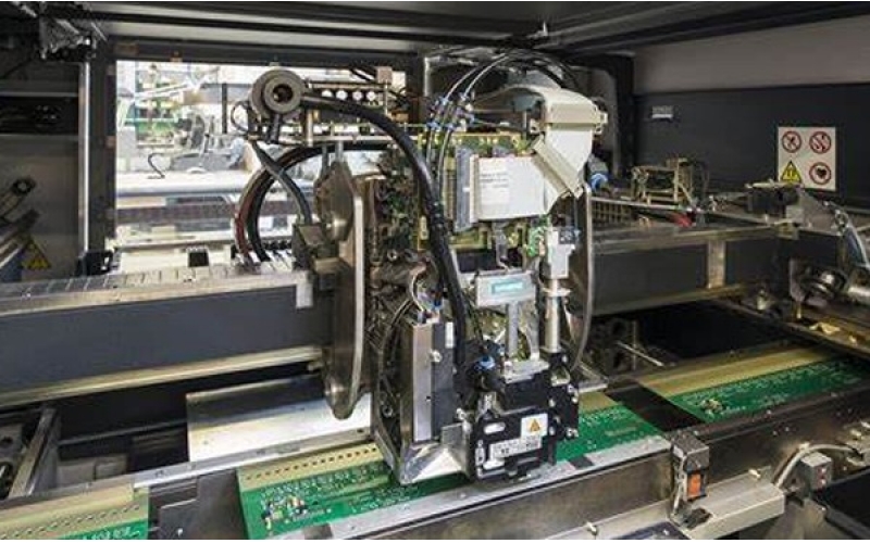 SMT表面組裝技術的優點