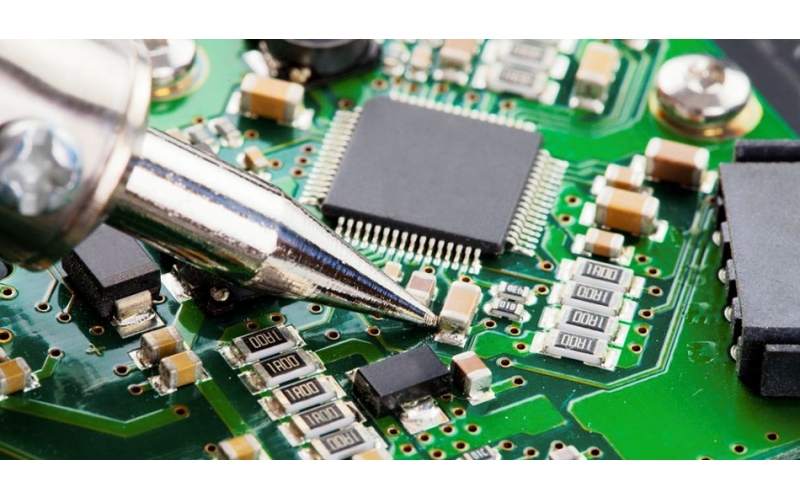 PCBA加工中的電烙鐵焊錫到底有沒(méi)有毒？