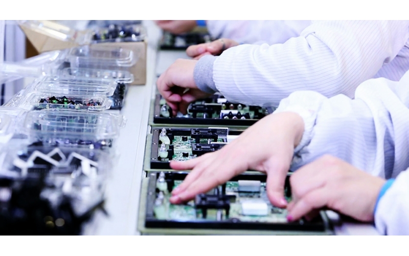 PCBA加工與傳統制造的比較