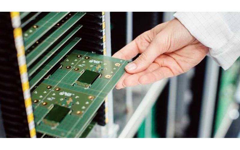 如何通過批量生產降低PCBA生產成本？